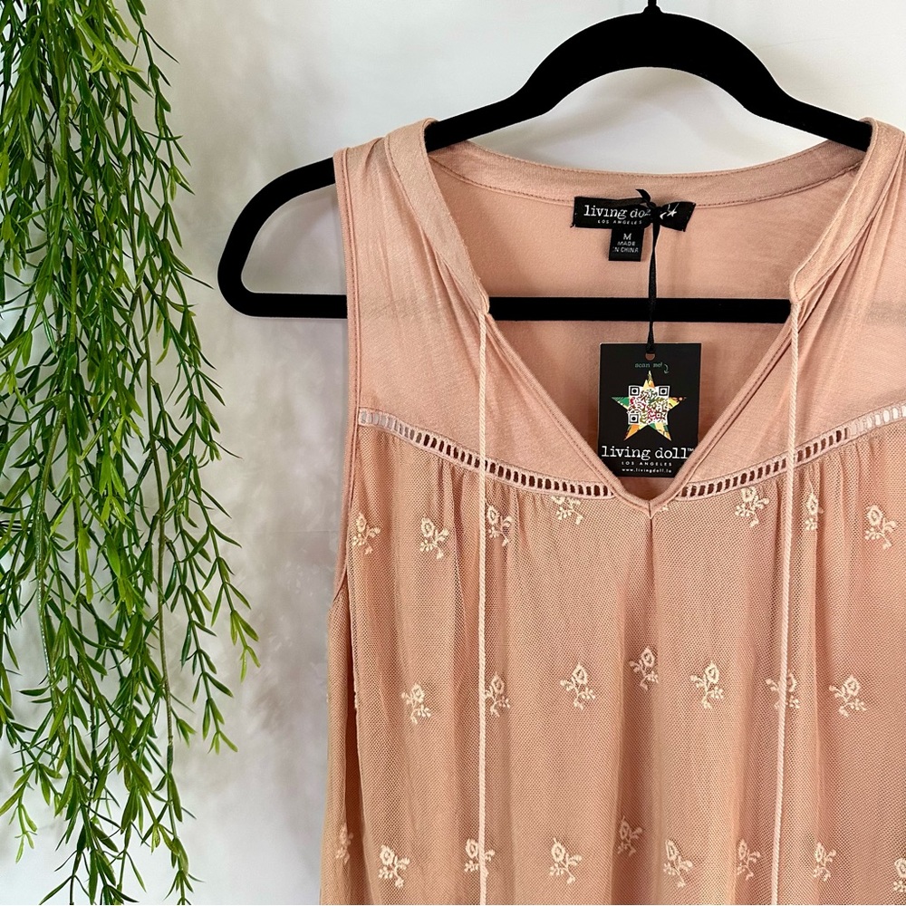 Living Doll Los Angeles Top Women’s Sleeveless Lace Size M